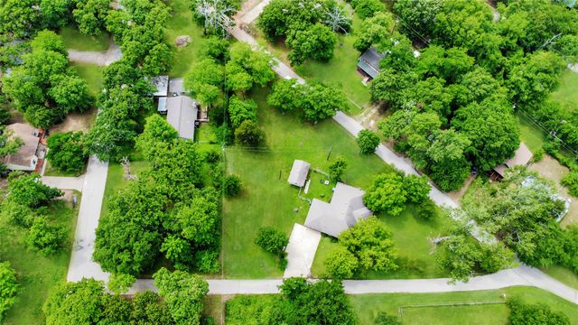 00 Leaning Oak Drive, Tool, TX 75143