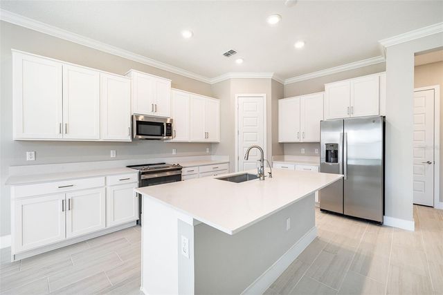 7706 S SHAMROCK ROAD, Tampa, FL 33616