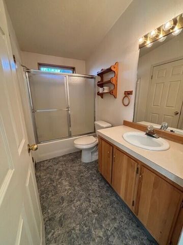 2650 Patterson Street, Klamath Falls, OR 97603