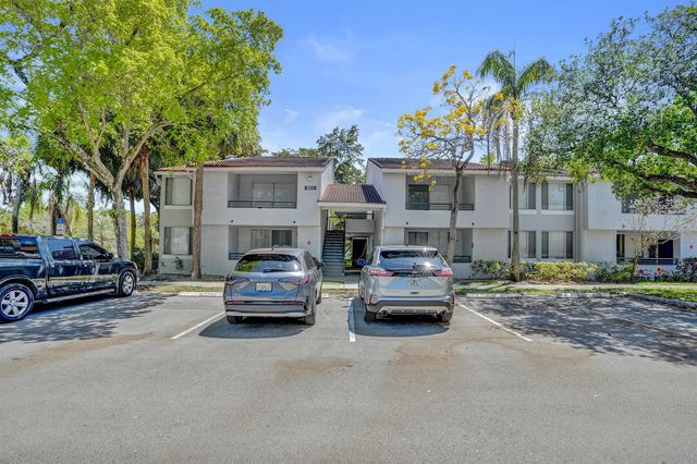 801 Lyons Road 19103, Coconut Creek, FL 33063
