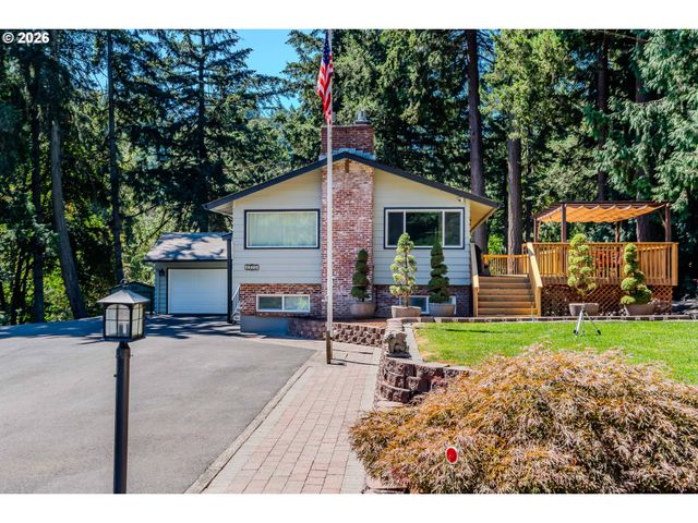 10731 Se EASTMONT Dr, Damascus, OR 97089