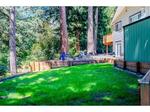 10731 Se EASTMONT Dr, Damascus, OR 97089