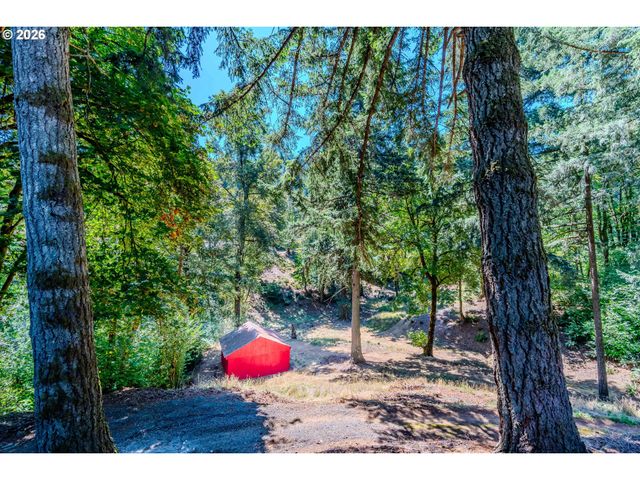 10731 Se EASTMONT Dr, Damascus, OR 97089