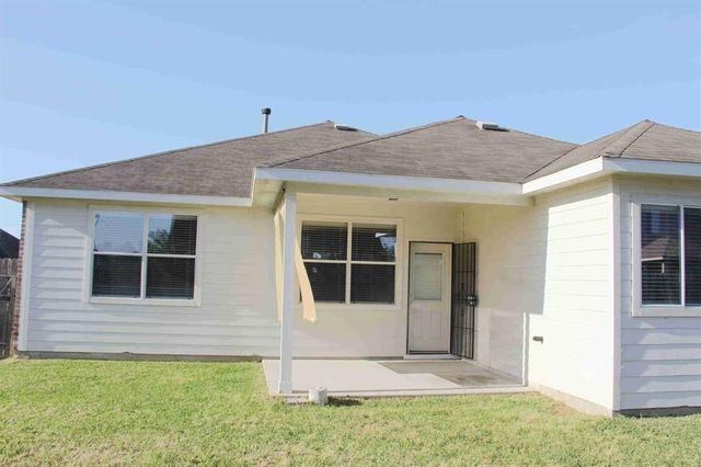 7310 Northfork Drive, Pearland, TX 77584