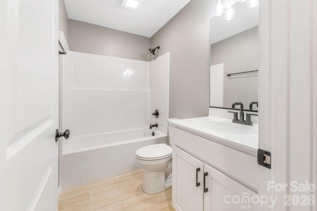 1196 Crabtree Road, Waynesville, NC 28785