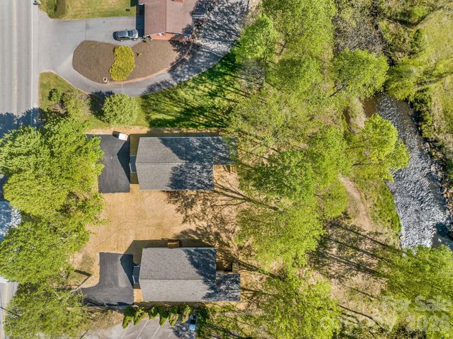 1196 Crabtree Road, Waynesville, NC 28785