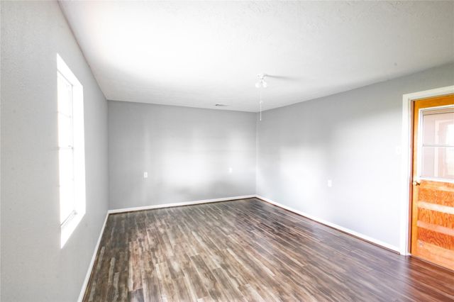 12617 Fm 1887 Road, Hempstead, TX 77445