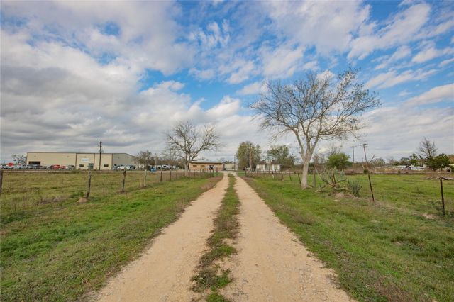 12617 Fm 1887 Road, Hempstead, TX 77445