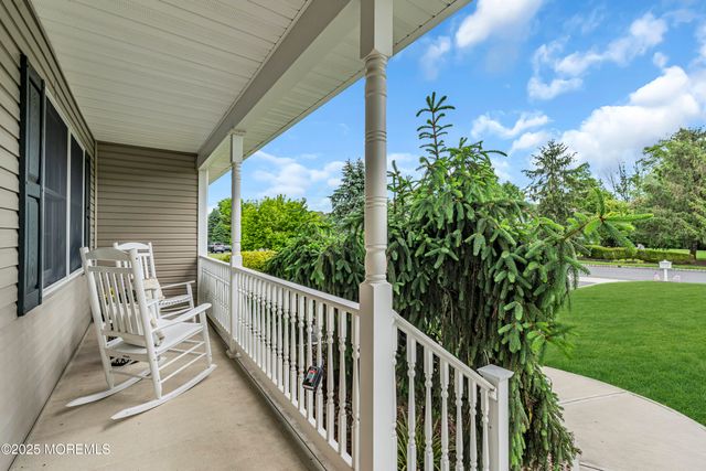 1 River Drive, Farmingdale, NJ 07727