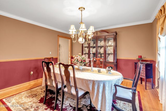 1 River Drive, Farmingdale, NJ 07727