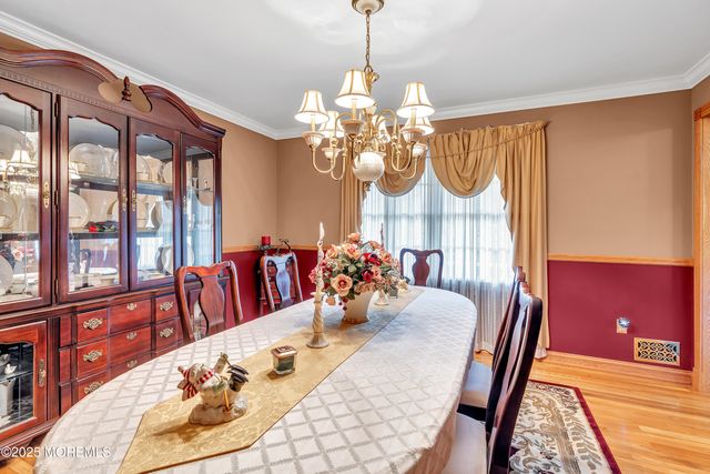 1 River Drive, Farmingdale, NJ 07727