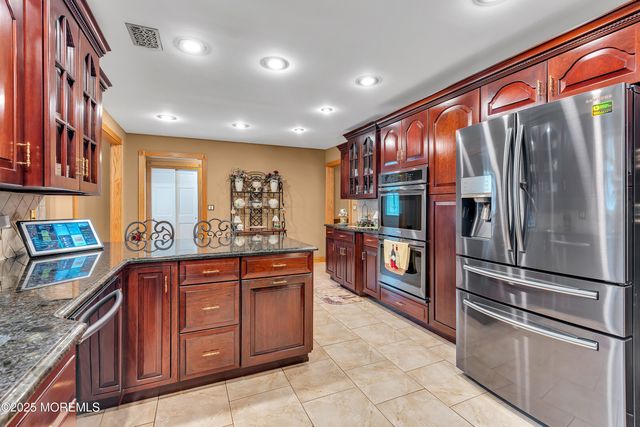1 River Drive, Farmingdale, NJ 07727