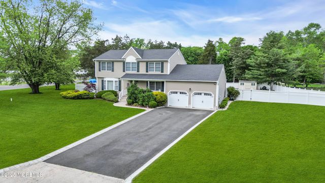 1 River Drive, Farmingdale, NJ 07727