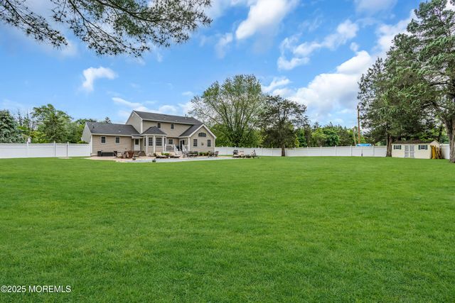 1 River Drive, Farmingdale, NJ 07727