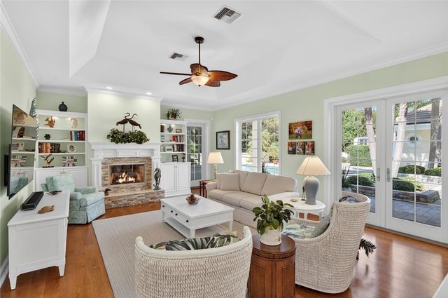 104 Hidden Oak Lane, Vero Beach, FL 32963