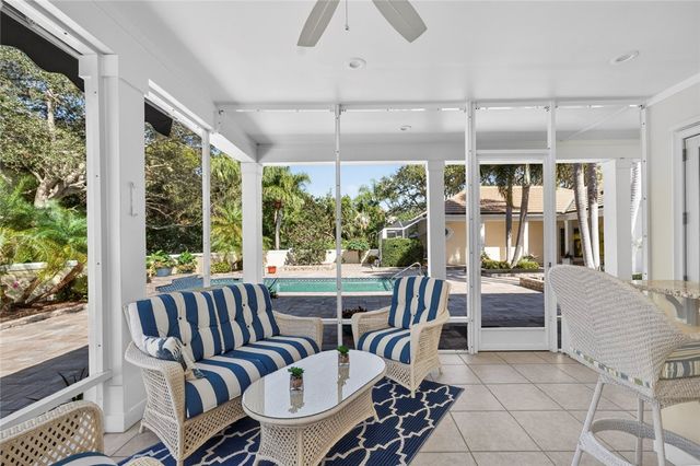 104 Hidden Oak Lane, Vero Beach, FL 32963