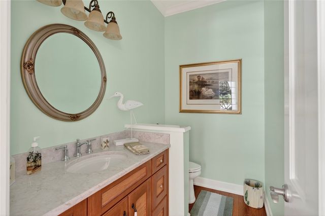 104 Hidden Oak Lane, Vero Beach, FL 32963