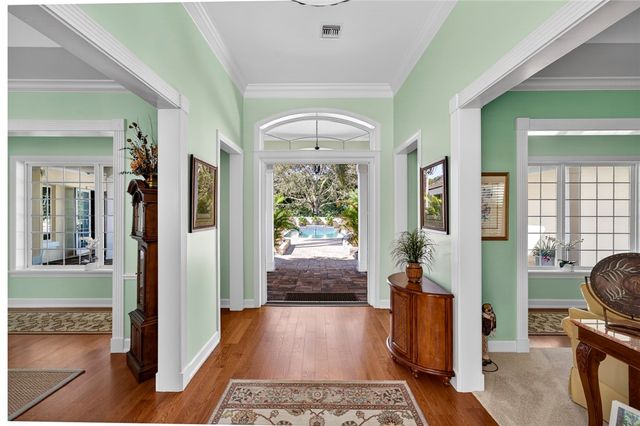 104 Hidden Oak Lane, Vero Beach, FL 32963