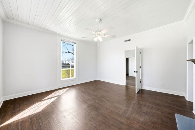 107 Mechanic St, N, Lynchburg, TN 37352