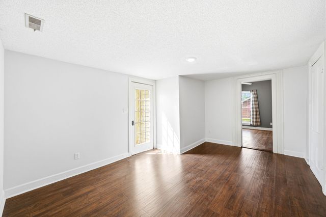 107 Mechanic St, N, Lynchburg, TN 37352