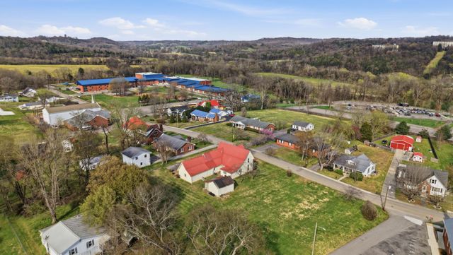 107 Mechanic St, N, Lynchburg, TN 37352