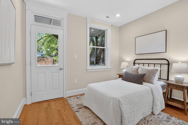 1850 ONTARIO PL NW, Washington, DC 20009