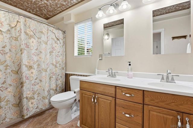 1305 Ash St, Ramona, CA 92065