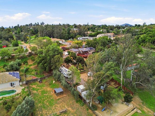 1305 Ash St, Ramona, CA 92065