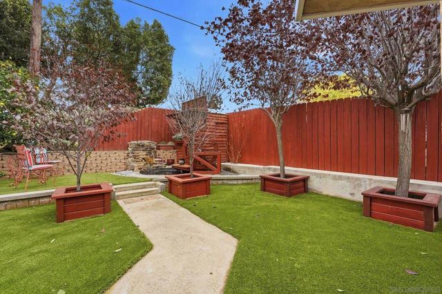 1305 Ash St, Ramona, CA 92065