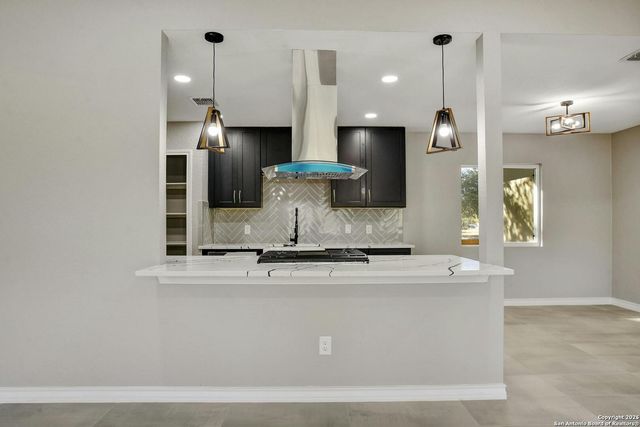 826 CHEVY CHASE DR, San Antonio, TX 78209