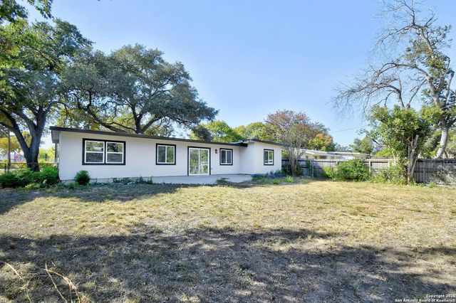 826 CHEVY CHASE DR, San Antonio, TX 78209