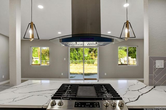 826 CHEVY CHASE DR, San Antonio, TX 78209