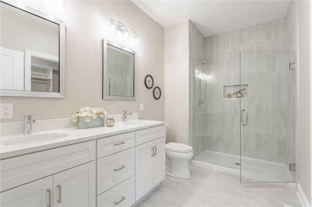 243 Bretlyn Circle, Brighton, NY 14618
