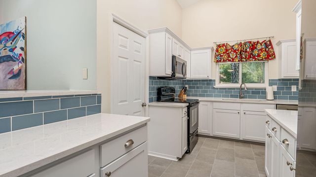 1213 Llewellyn Road, Mount Pleasant, SC 29464