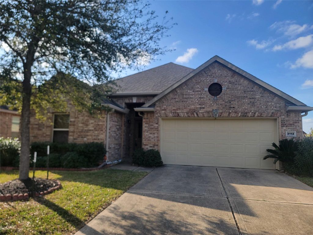 3112 Laurel Bend Lane, Pearland, TX 77584