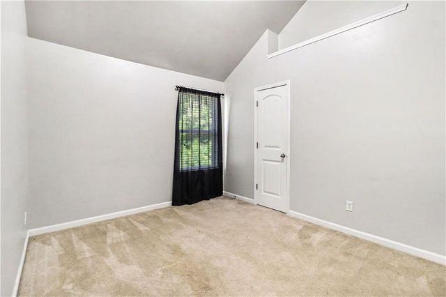 9 Matador Way, Newnan, GA 30263