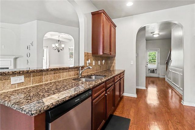 9 Matador Way, Newnan, GA 30263