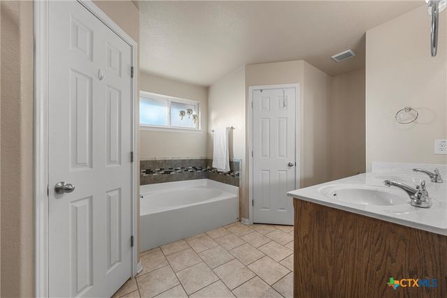 209 Dober Street, Nolanville, TX 76559