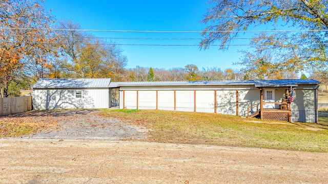 128 Meandering Way, Mabank, TX 75156