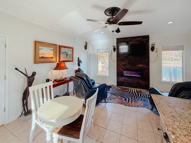 128 Meandering Way, Mabank, TX 75156