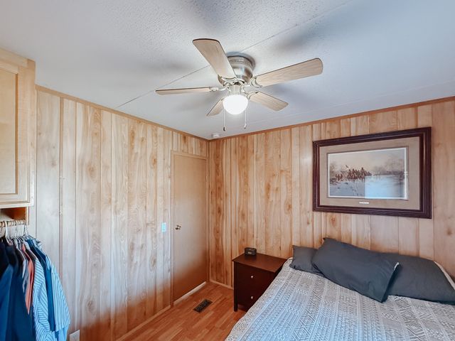 128 Meandering Way, Mabank, TX 75156