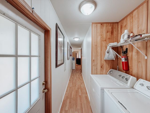 128 Meandering Way, Mabank, TX 75156