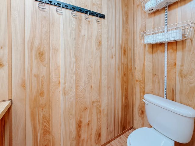 128 Meandering Way, Mabank, TX 75156