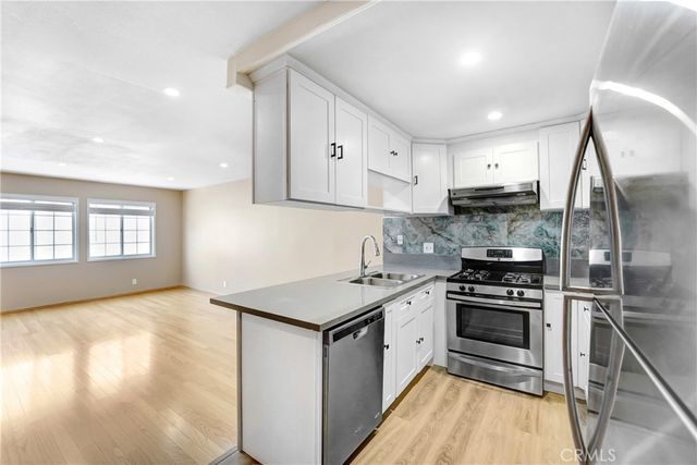 4189 Vineland Avenue 108, North Hollywood, CA 91602