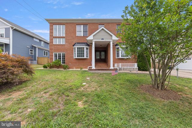 33 DONELSON ST, Alexandria, VA 22304
