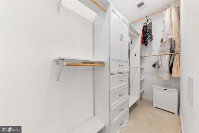 33 DONELSON ST, Alexandria, VA 22304