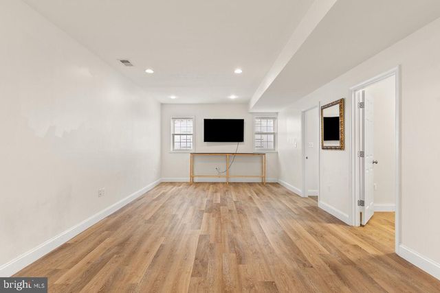 33 DONELSON ST, Alexandria, VA 22304