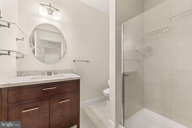 33 DONELSON ST, Alexandria, VA 22304