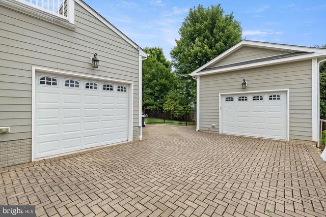 33 DONELSON ST, Alexandria, VA 22304