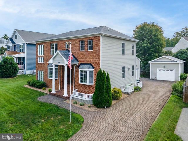 33 DONELSON ST, Alexandria, VA 22304